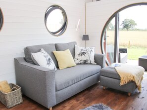 Cottage | Living room - Cherry Blossom (Craven Arms)