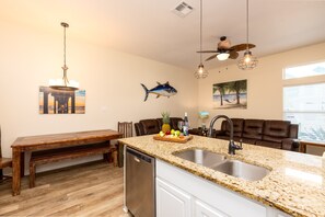 Interior - 4br/3Ba Oceanview from balcony!  Sleeps 12 w/ hot tub! (Corpus Christi)