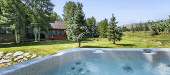 Free SkyCard Act-Close to Town, Hot Tub, Mountain Views-Highland Greens Oak Retr