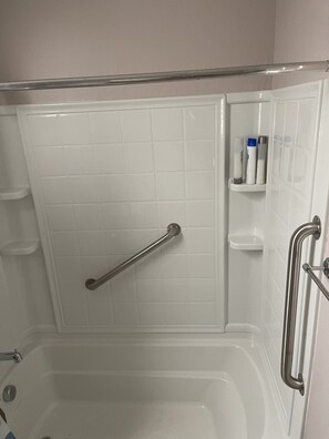 Hair dryer, towels - Entire Beautiful New Home in Buckeye AZ (Buckeye)