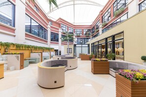 Lobby - Ji Hotel (Xiamen)