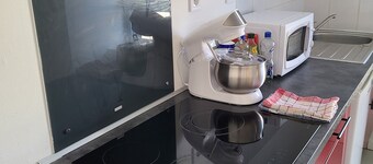 T1 apartment near town center and train station
