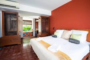 Iron/ironing board, free WiFi, bed sheets - Tropic Lagoon loft, by the lagoon! (Le François)