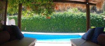 Amazing Air-Con Villa with pool, Wifi, Close to Santa Eulalia and Ibiza Town