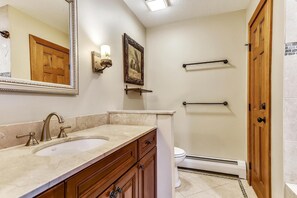 Condo, Multiple Beds (Sunrise East Glade C8) | Bathroom - Sunrise East Glade C8 (Killington)