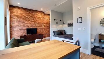 TV, offices