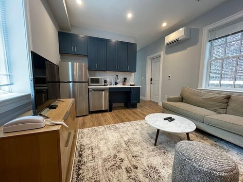 The King Suite at Prince Street Inn, ADA Accessible