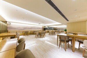 Ảnh chưa phân loại, 3 trong số 48 ảnh, nút