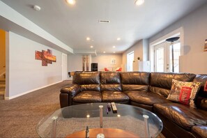 Smart TV - Red Rocks, Golden, Denver, and Beyond! (Lakewood)