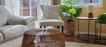 3 Bedroom Stylish Townhouse in a quite neighbourhood within town