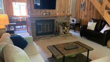 Fireplace, DVD player