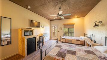 1 chambre, bureau, Wi-Fi gratuit, draps fournis