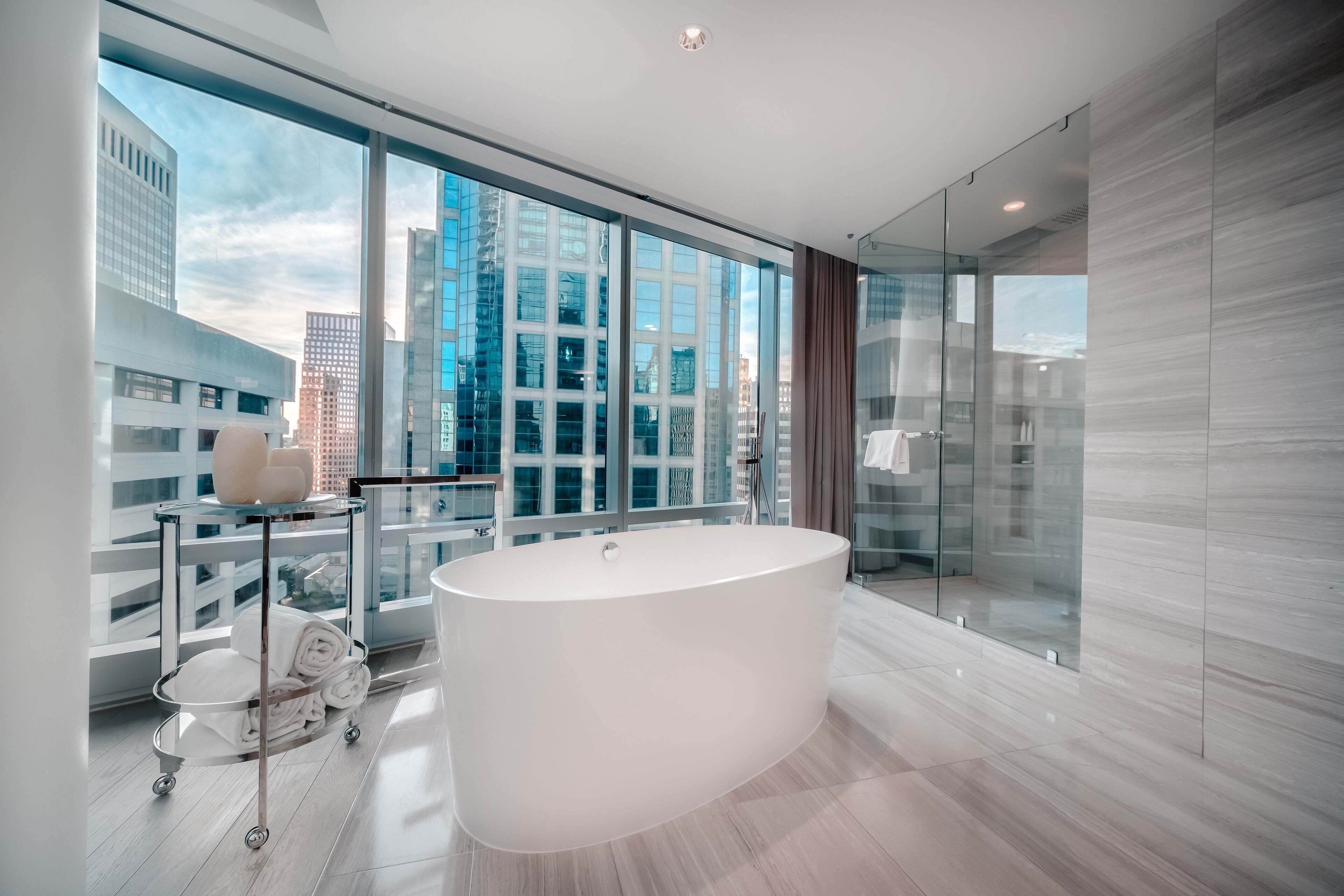 paradox king + bath | view from room