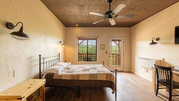 6 slaapkamers, een bureau, gratis wifi, beddengoed