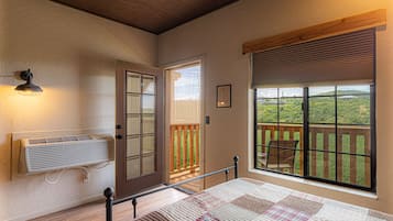 6 habitaciones, escritorio, wifi gratis y ropa de cama