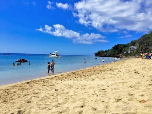 Unforgettable Family Villa sleeps 18