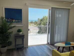 Smart TV, books - Sandy Feet Retreat - 3Bdrms, Pool, Steps to Beach (Fort Myers Beach)