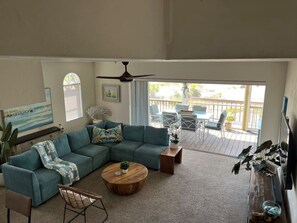 智能電視、書籍、打印機