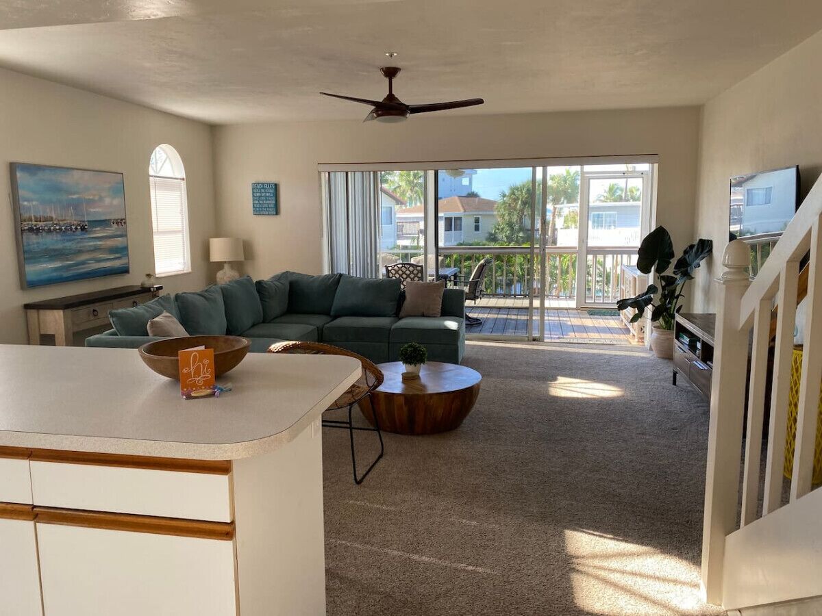 スマートテレビ、書庫、プリンター