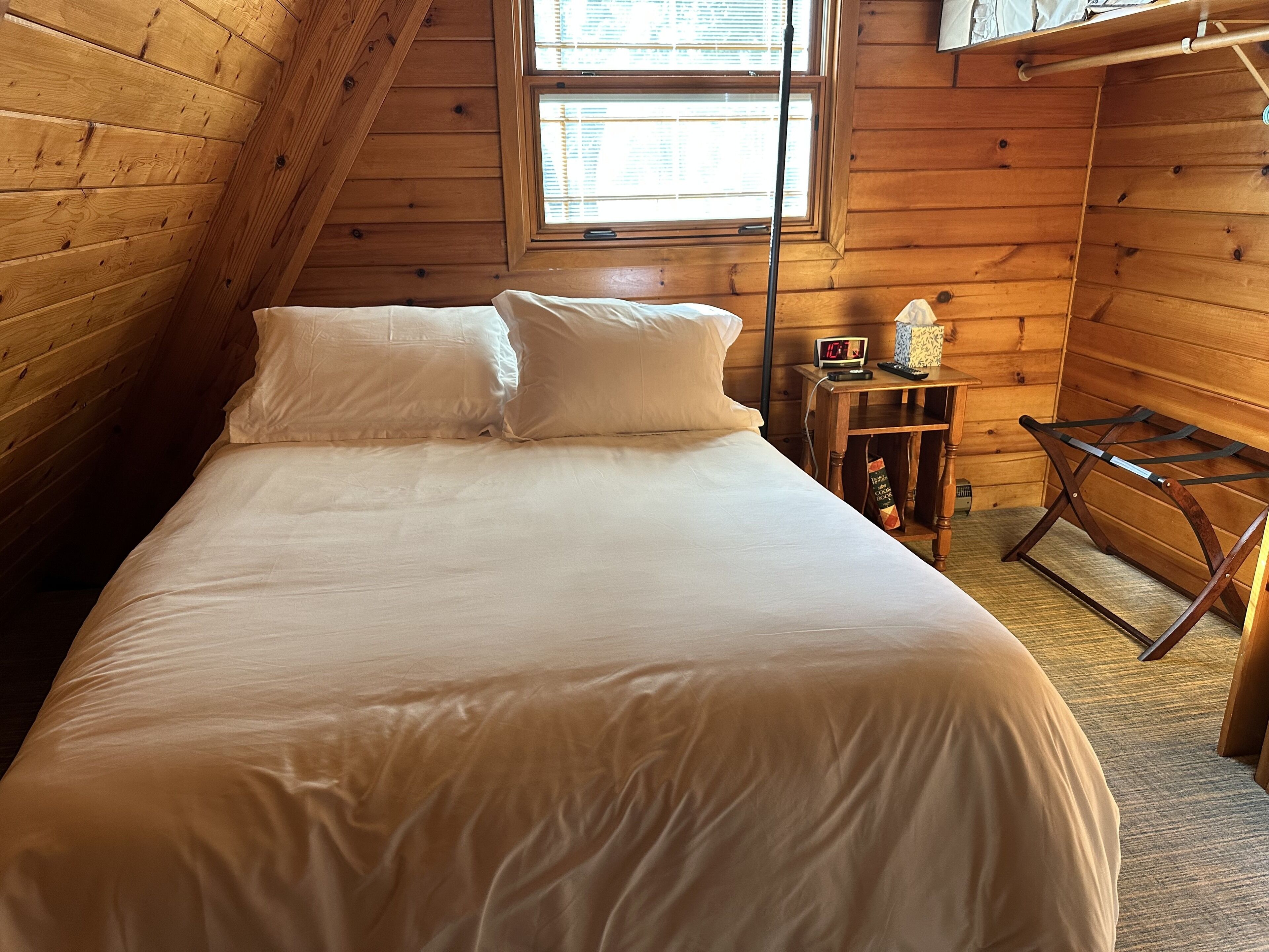 2 chambres, fer et planche à repasser, accès au Wi-Fi (inclus)