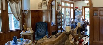 The Abriendo Inn - Holly suite
