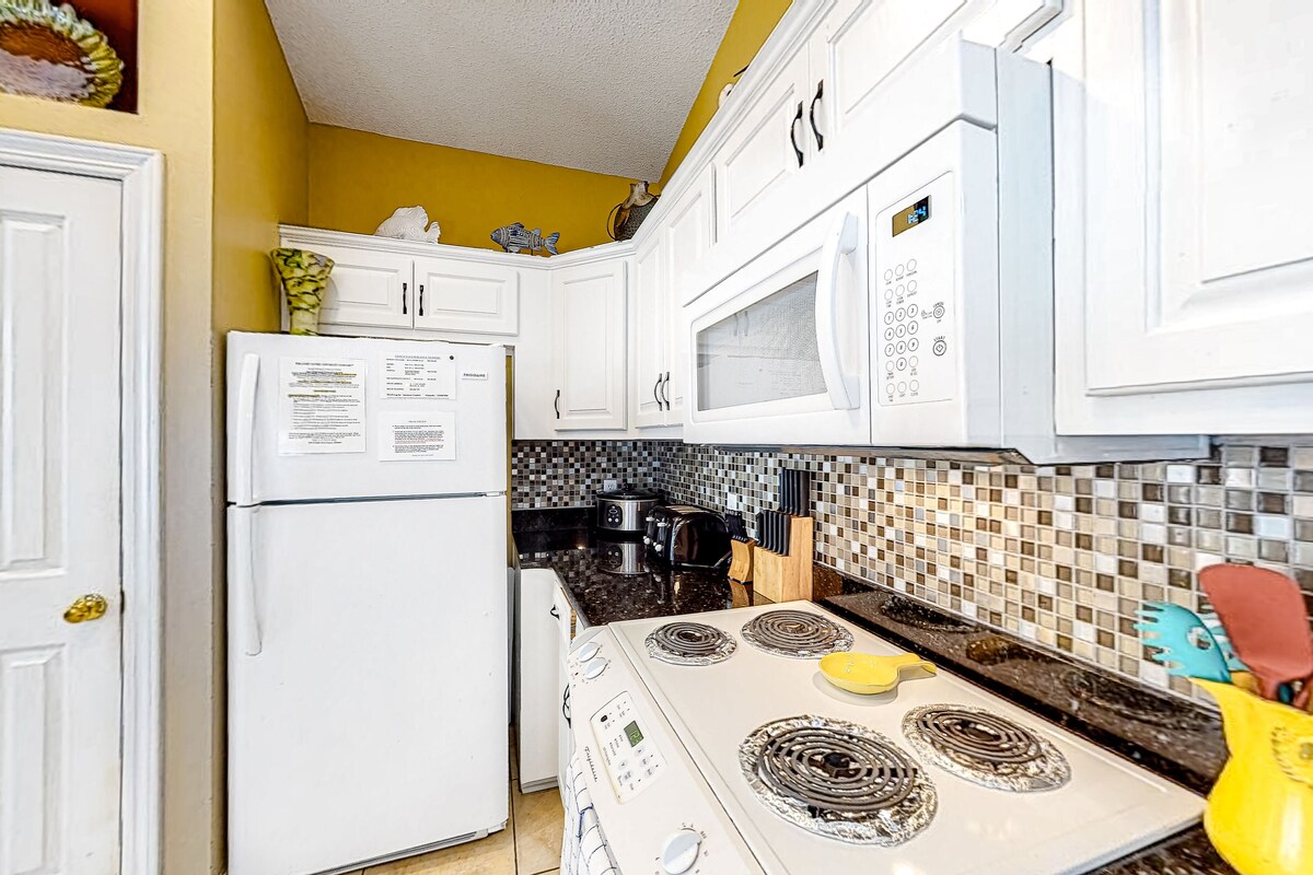 Photo 9 of Dog-Friendly Attractive Home w/Fast WiFi, Private Saltwater Pool, & Central AC