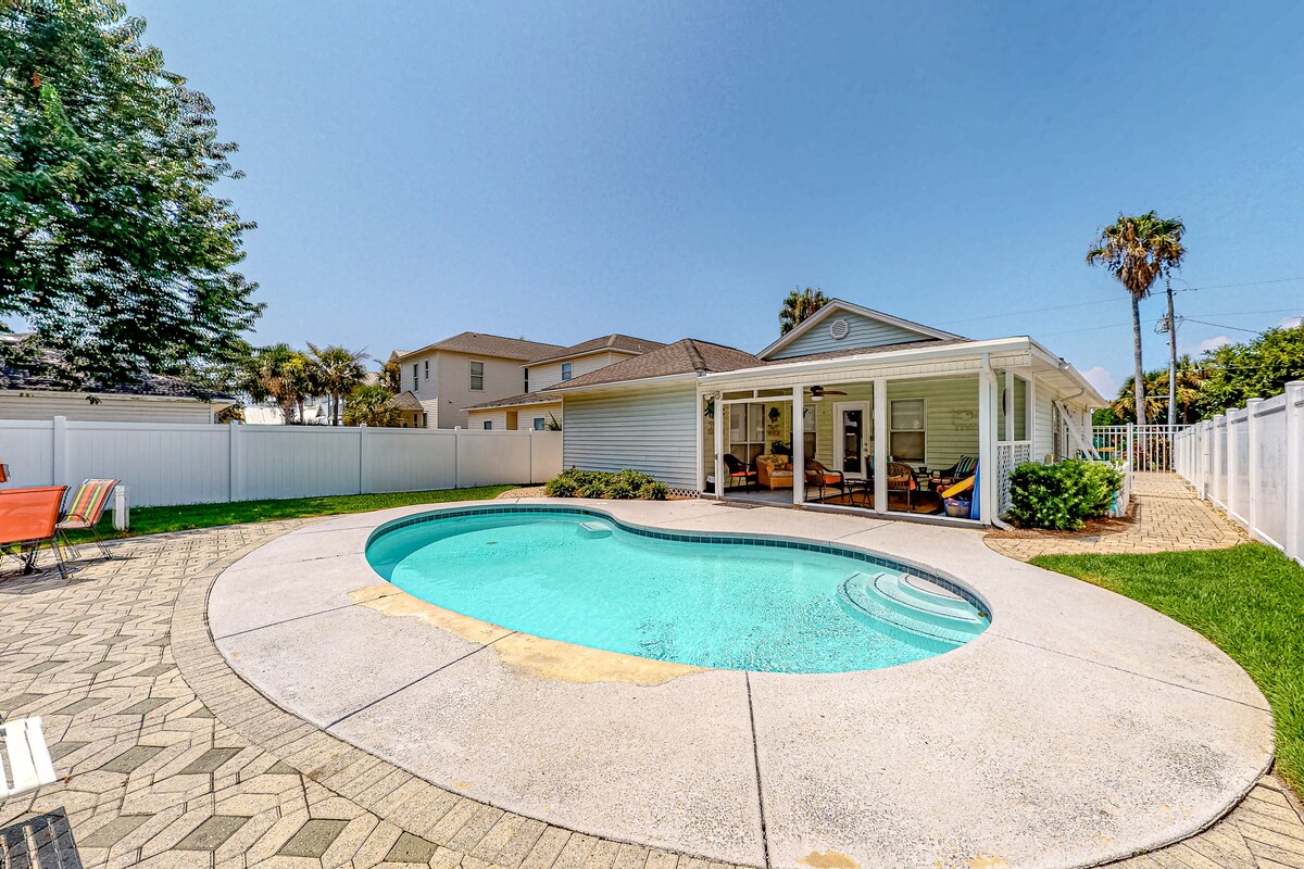 Photo 3 of Dog-Friendly Attractive Home w/Fast WiFi, Private Saltwater Pool, & Central AC