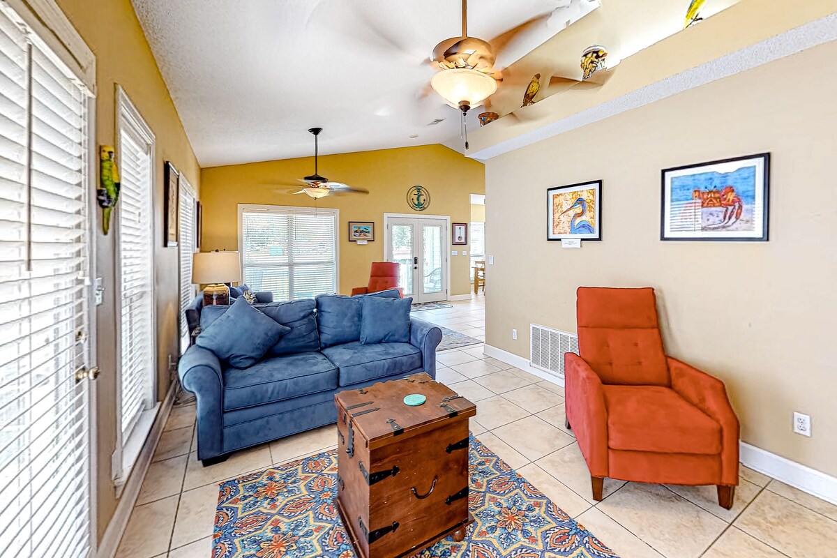 Photo 4 of Dog-Friendly Attractive Home w/Fast WiFi, Private Saltwater Pool, & Central AC