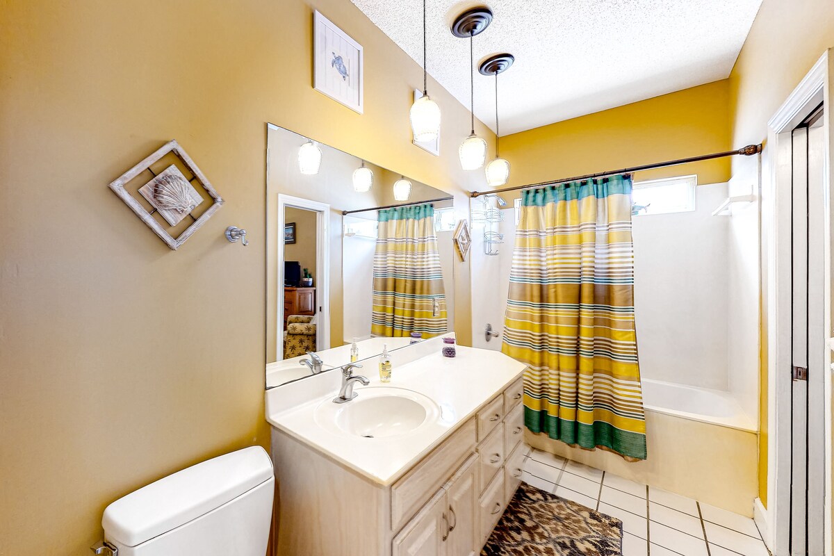 Photo 14 of Dog-Friendly Attractive Home w/Fast WiFi, Private Saltwater Pool, & Central AC