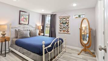 1 bedroom, iron/ironing board, travel crib, WiFi