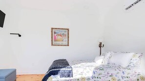 1 camera, ferro/asse da stiro, culla da viaggio, Wi-Fi gratuito