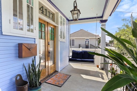 Terrace/patio. Luxe Historic Mid City | Balcony | Streetcar+Cafe