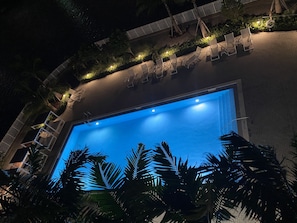 Outdoor pool, a heated pool