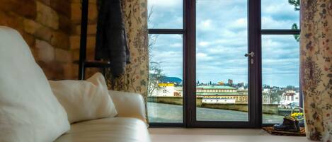 1 Schlafzimmer, Reisekinderbett, kostenloses WLAN, Bettwäsche