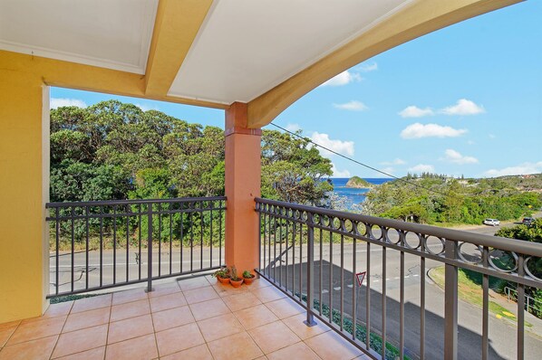 Property grounds - Flynn's Beach Escape ! (Port Macquarie)