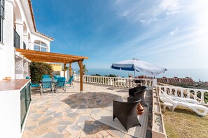 Terrace/patio - Villa 'Magica Andalucian Charm' with Sea View, Wi-Fi and Air Conditioning (Benalmádena)