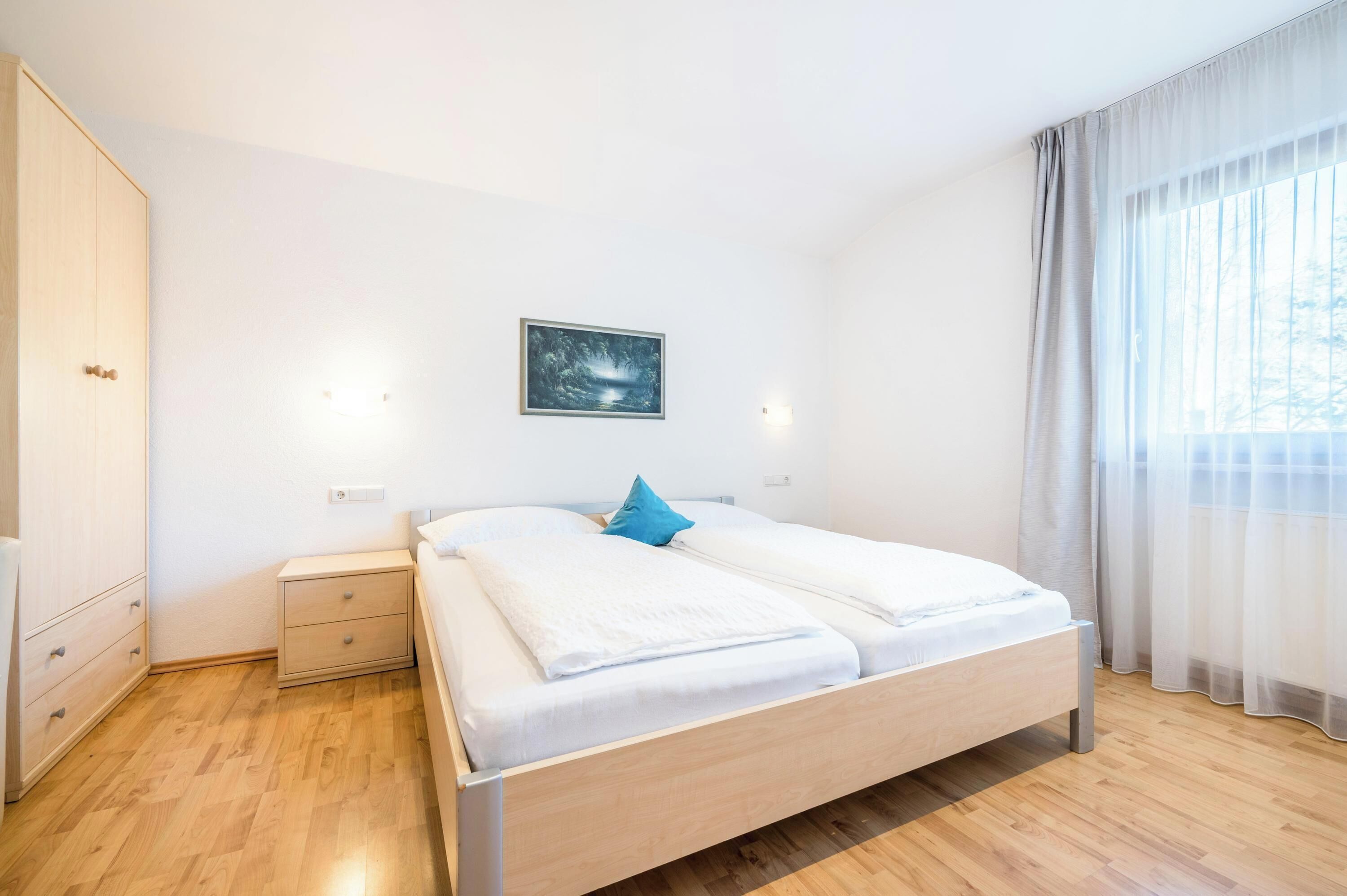 2 chambres, fer et planche à repasser, Wi-Fi gratuit, draps fournis