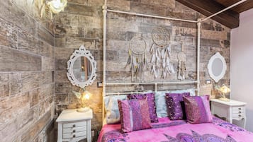 1 quarto, Wi-Fi de cortesia, roupa de cama