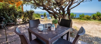 Vacation Home "la casa del guardiano della torre" with Sea View, Terrace & Garden
