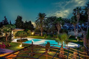 Pool - Villa La Vinya Gran with Mountain View, Sauna, Pool, Jacuzzi, Wi-Fi, A/C, Terraces & Tennis Court (PUERTO DE POLLENSA)