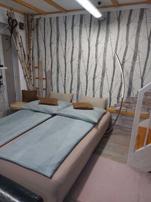 Unclassified image, 2 of 33, button