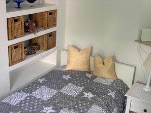 Uklassifisert bilde, 3 av 12, knapp