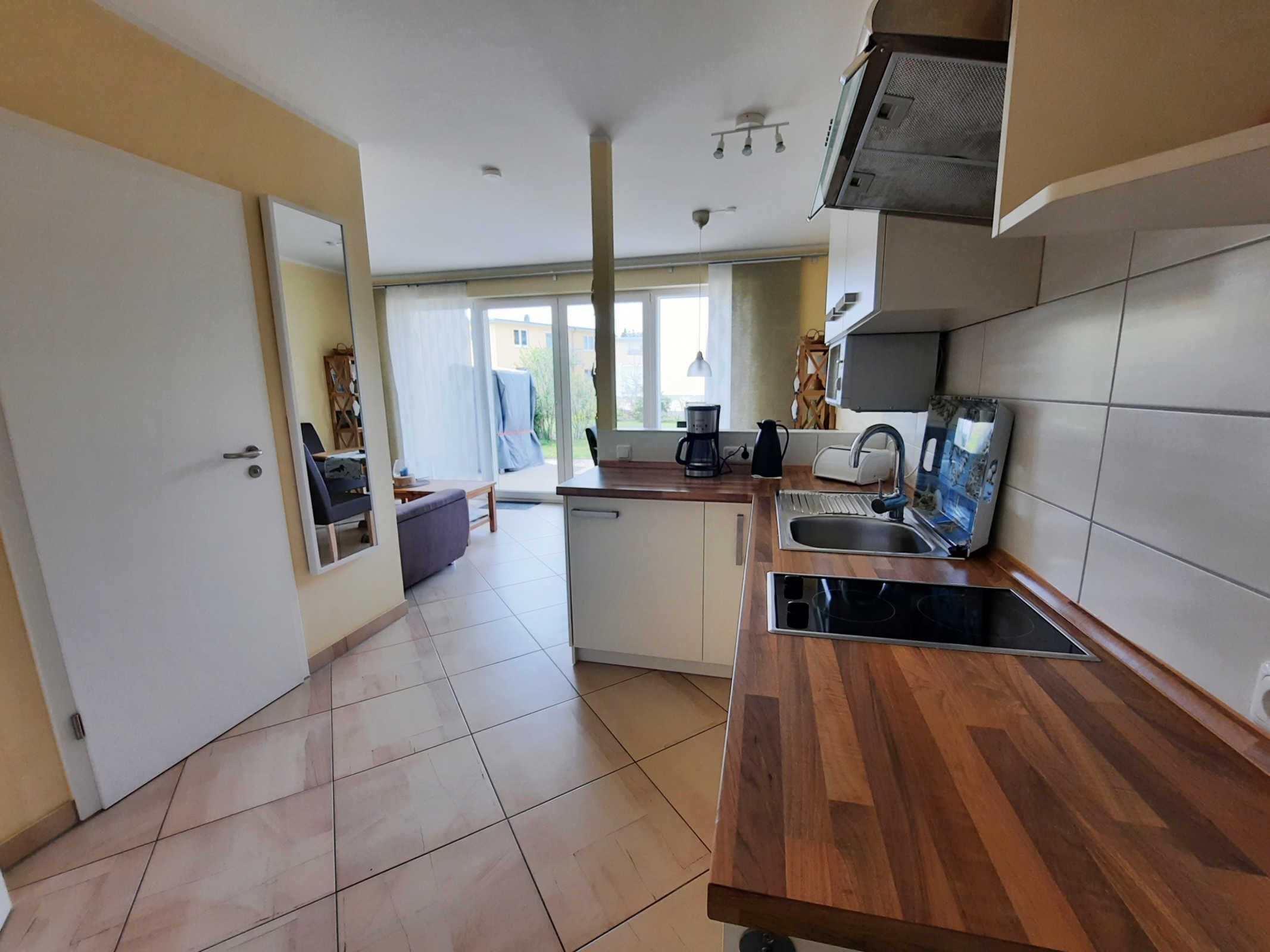 Fridge, microwave, dishwasher, coffee/tea maker