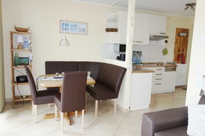 Unclassified image, 5 of 13, button