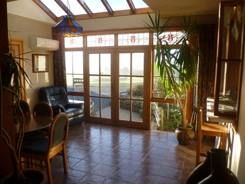 Hilltop Accommodation Catlins - Lodge