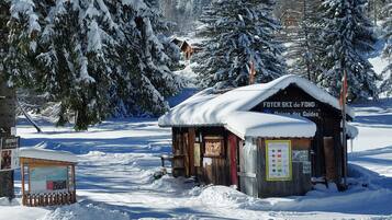 Enceinte de lâhĂ©bergement
