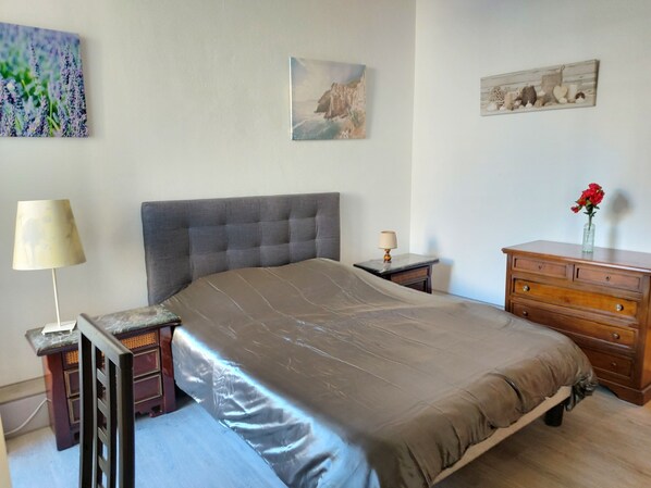 1 quarto, ferros/tábuas de passar roupa, Wi-Fi de cortesia