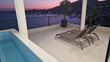Apartment, Pool Access, Sea View | Balcony view