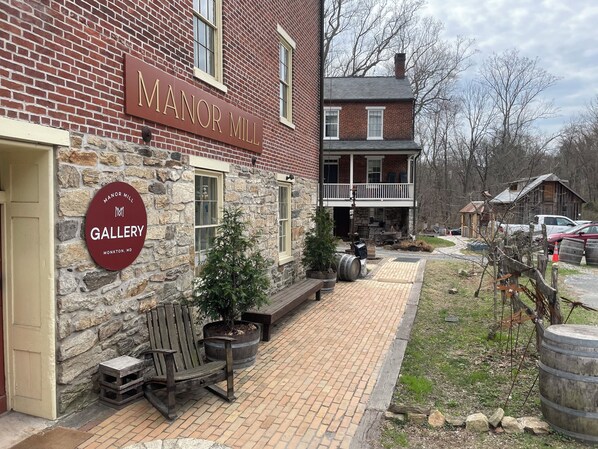 Exterior - Restored, Historic Mill House Near The NCR Trail (Freeland)