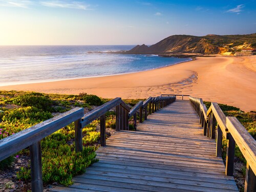 Olive House - steps away from Rota Vicentina